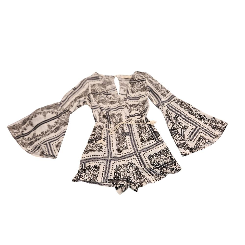 Morrisday The Label Women’s Small Black White Paisley Bell Sleeve Romper Boho